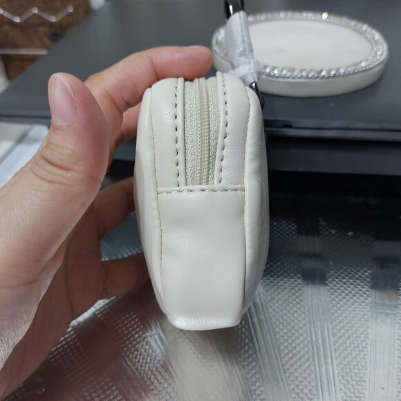 DKNY Mini Coin Purse Mini Clip On Bag Keychain Charm Coin Purse Cute - Picture 7 of 8